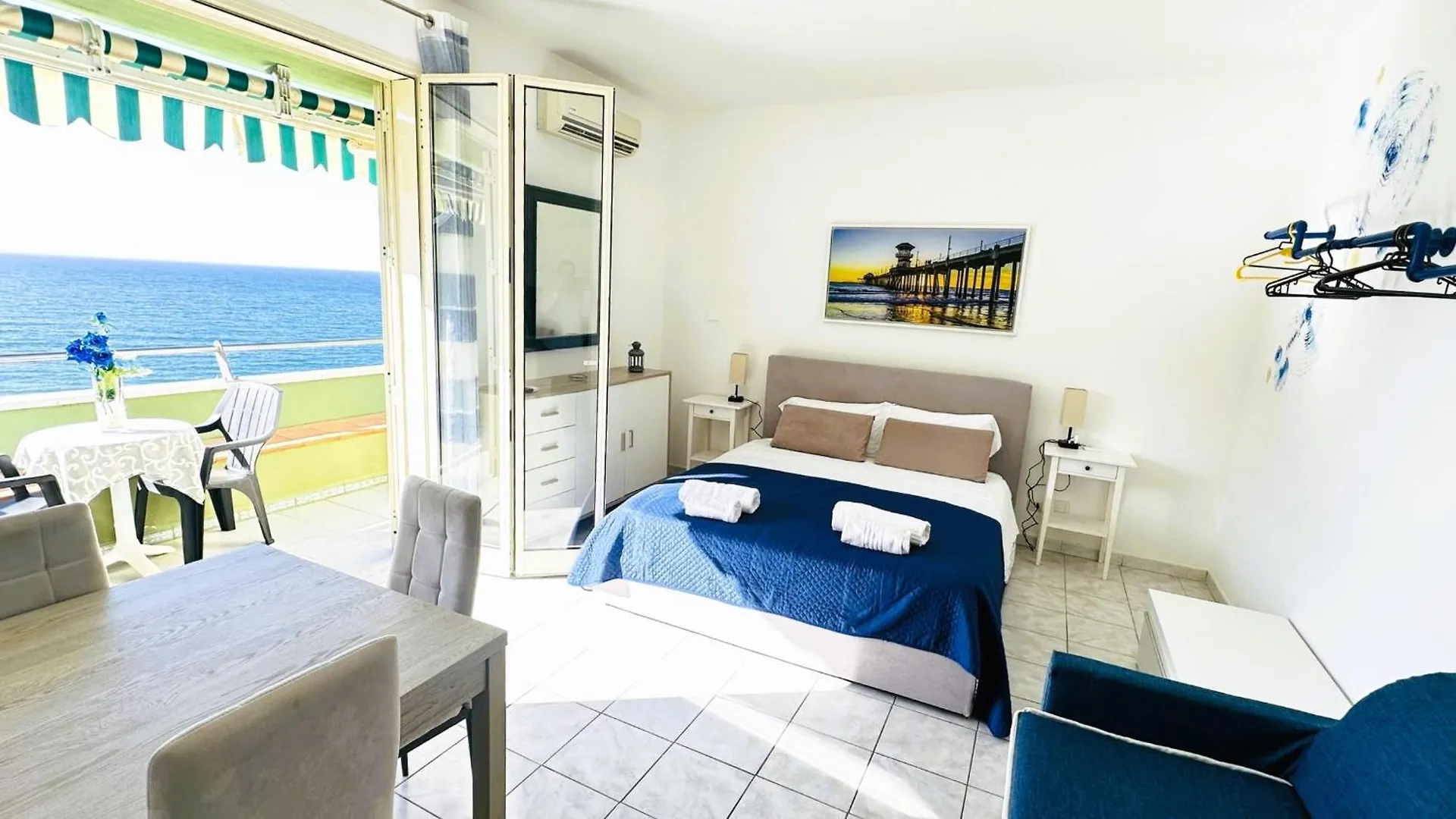CH Exclusive Apartments Cefalù Italie