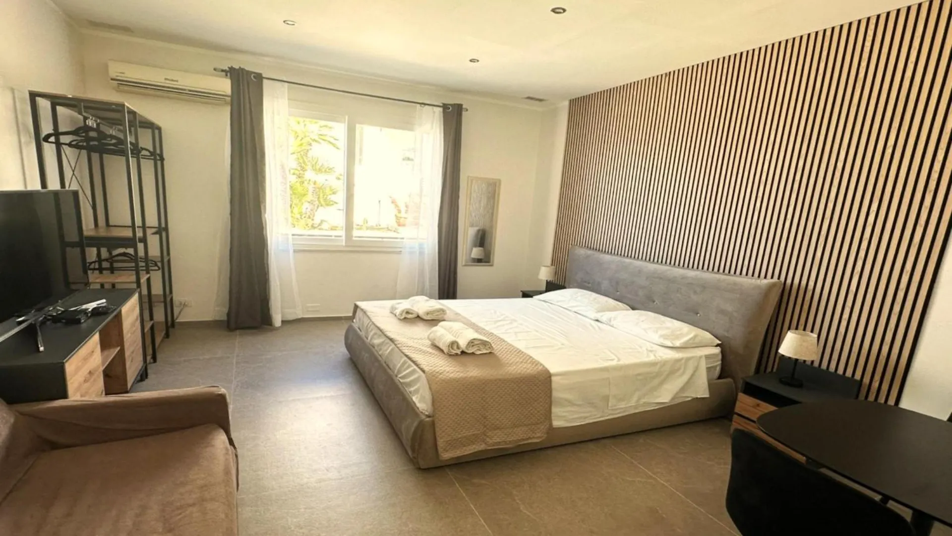 Ch Exclusive Apartments Cefalu Aparthotel