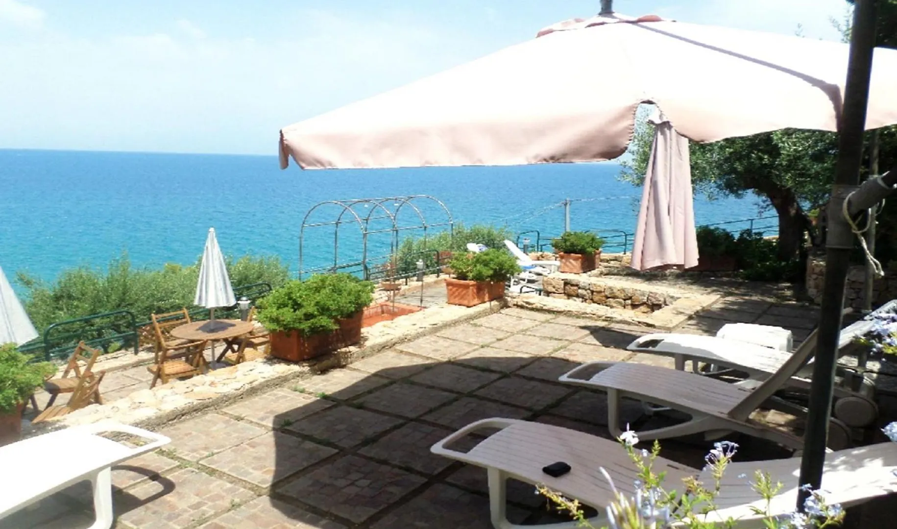 Ch Exclusive Apartments Cefalú Apartahotel